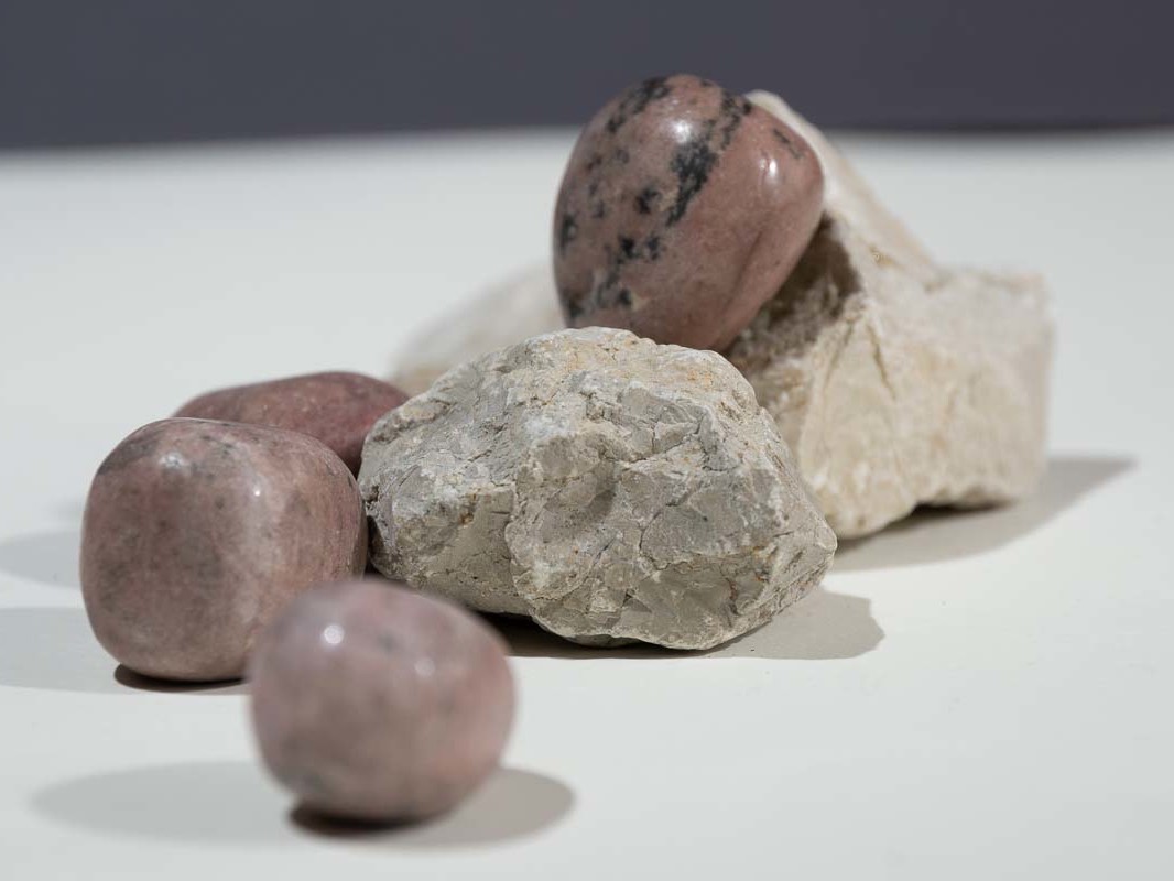 Pierre roulée Rhodonite 'AB'