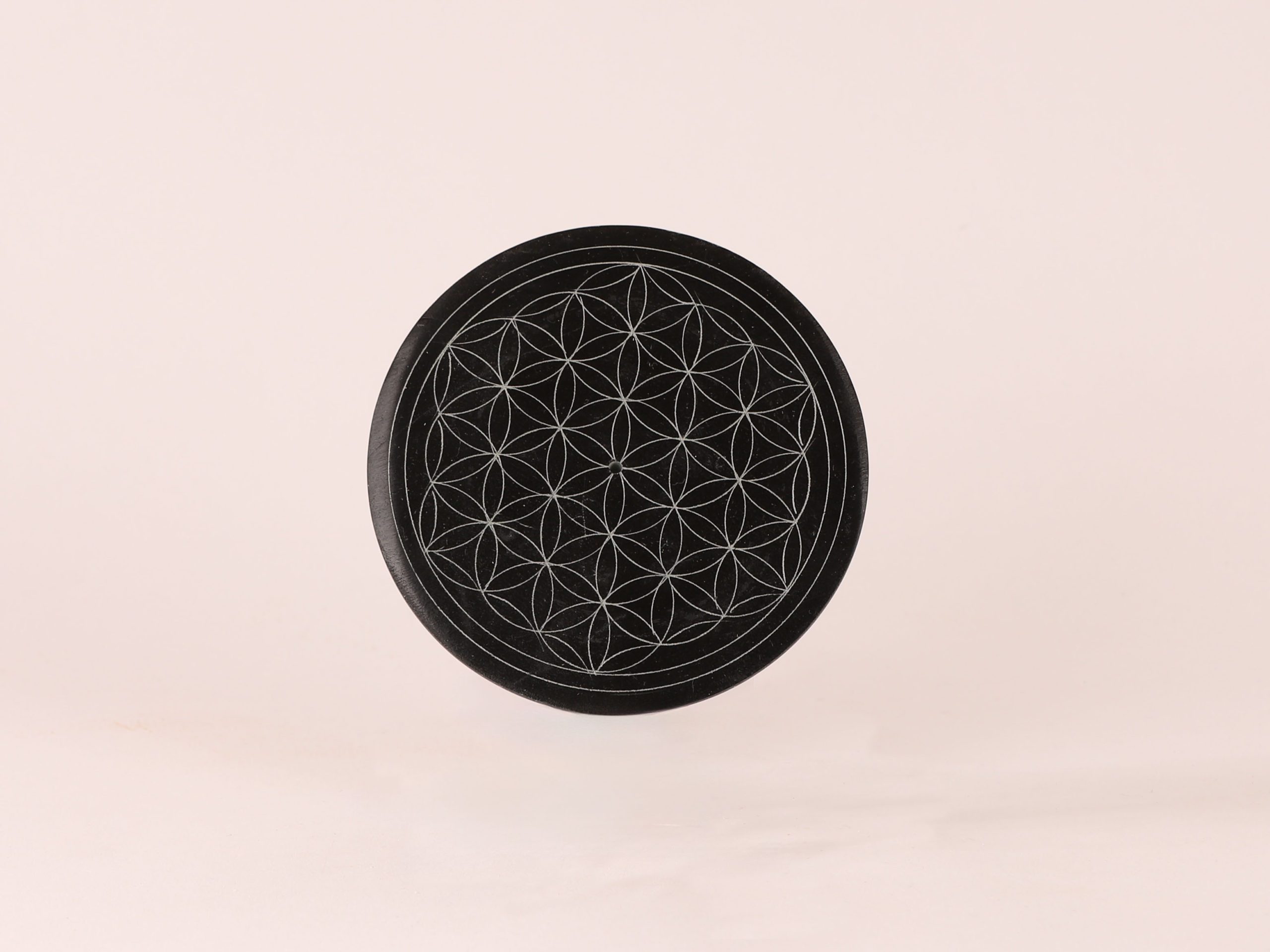 Porte-encens rond en pierre noir Fleur de vie