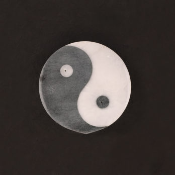 Porte-encens pierre design Ying-Yang