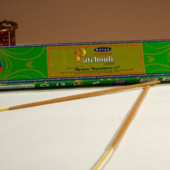 Lot de 5 encens Satya Natural Patchouli en bâtons 4 mvAMHDVP4 YkExcPka2NMFiEc 3JLqKFWdi6cfCNVJM