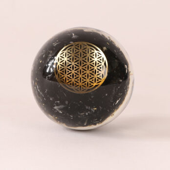 Orgonite sphère Tourmaline fleur de vie