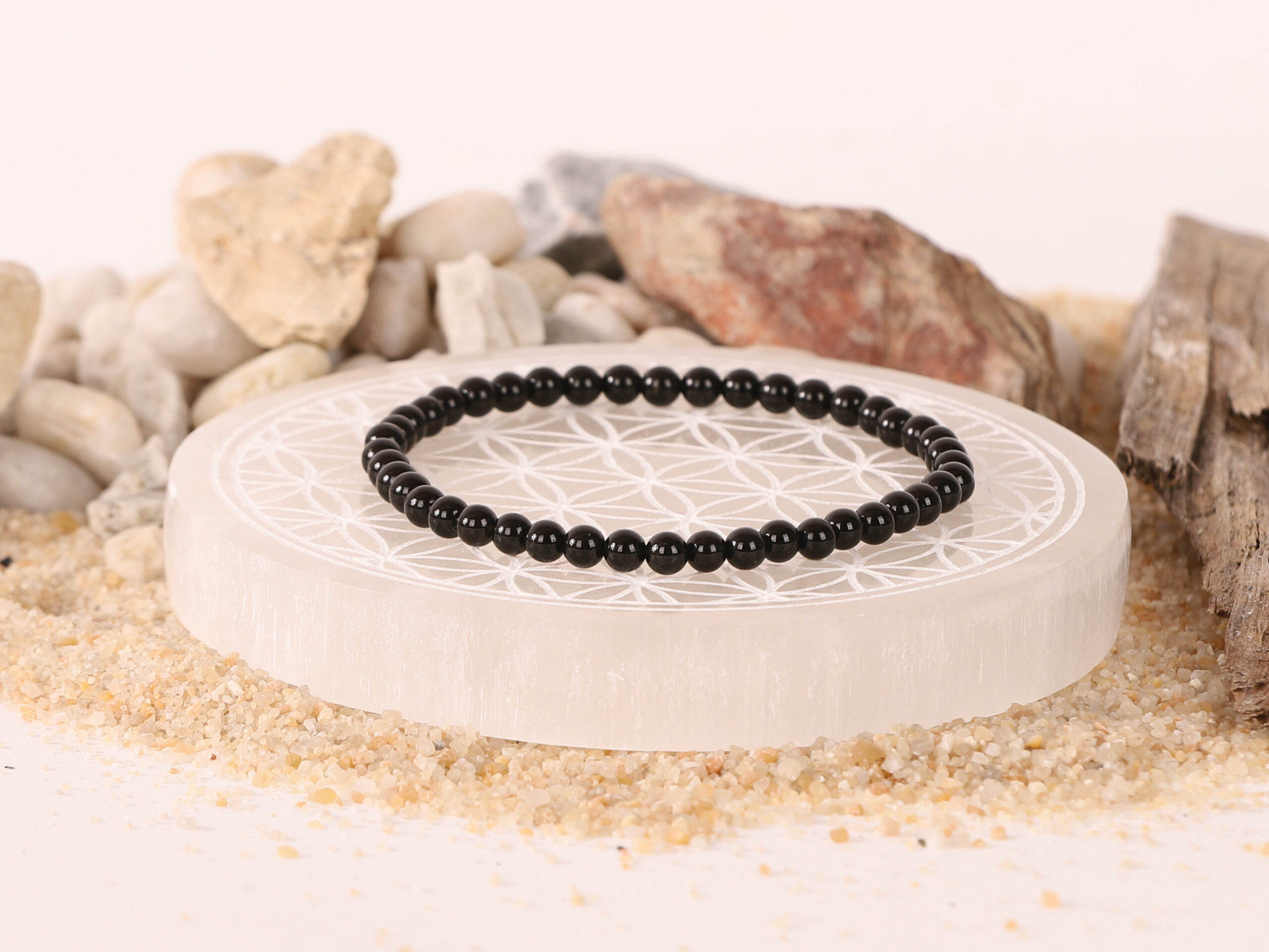 Bracelet Tourmaline Noire 'A' perles 4mm 2 KYrY4Mm0o 42Kn4jzaMrg 4HNv3qWf4IVjeZ 8WMhmg scaled
