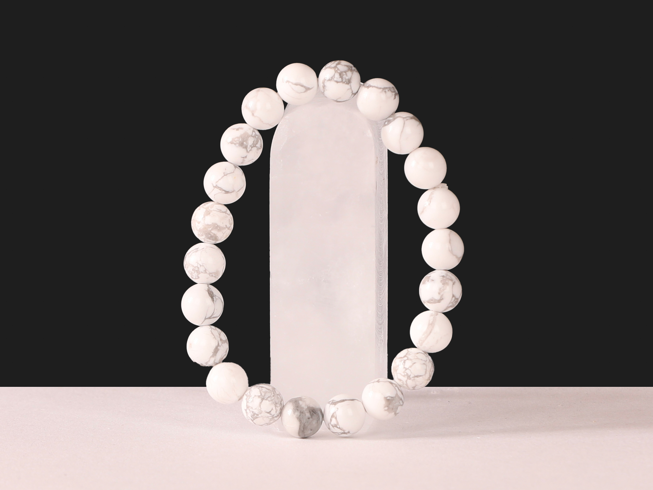 Bracelet Howlite Blanche 'A' perles