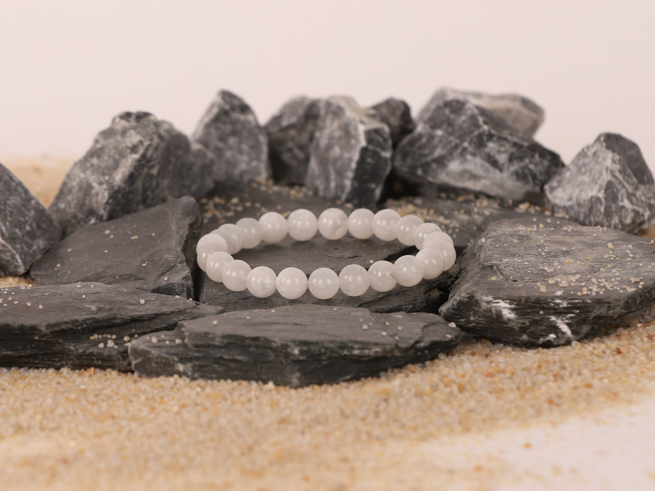 Bracelet Pierre de Lune Blanche 'AA' perles 8mm 4 PKvHNYNwX1U6XURwVrdkc LPjDgMgjdD9Ci4IAwmfUA scaled