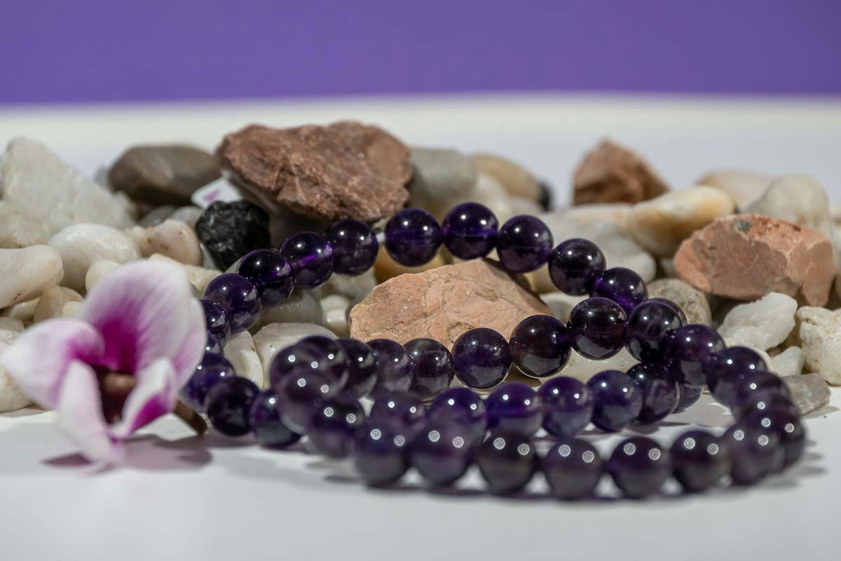 Bracelet Améthyste ‘A’ Dark perles 8mm 2