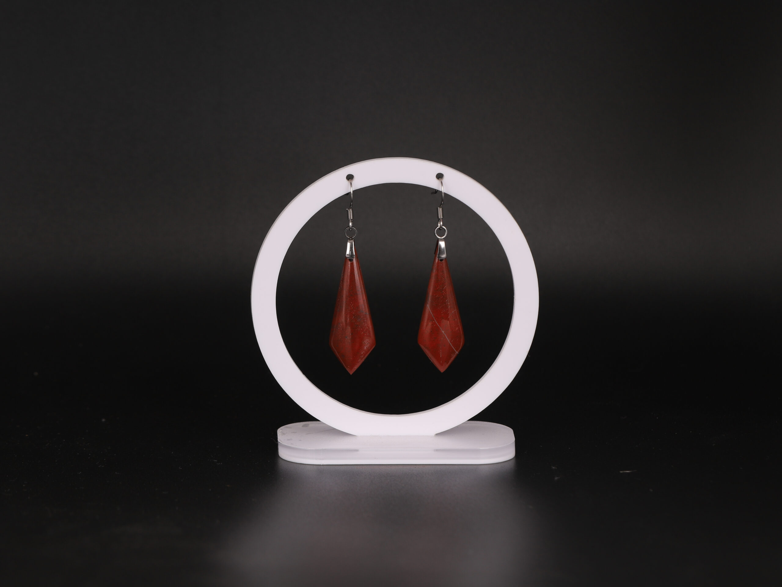 Boucles d'oreilles cravate Jaspe Rouge attache crochet