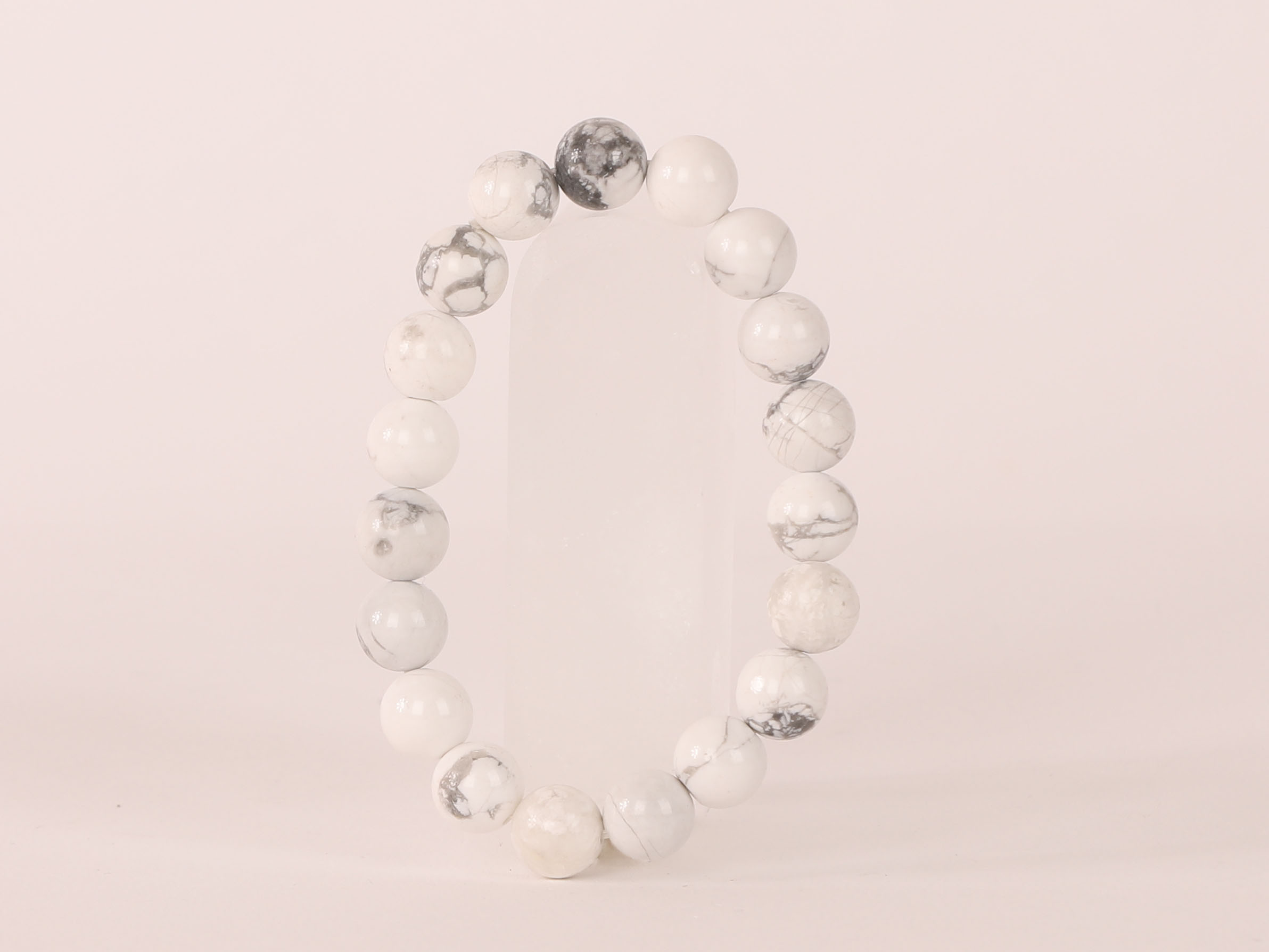 Bracelet Howlite Blanche 'A' perles 10mm