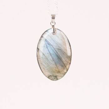 Pendentif ovale Labradorite arc-en-ciel