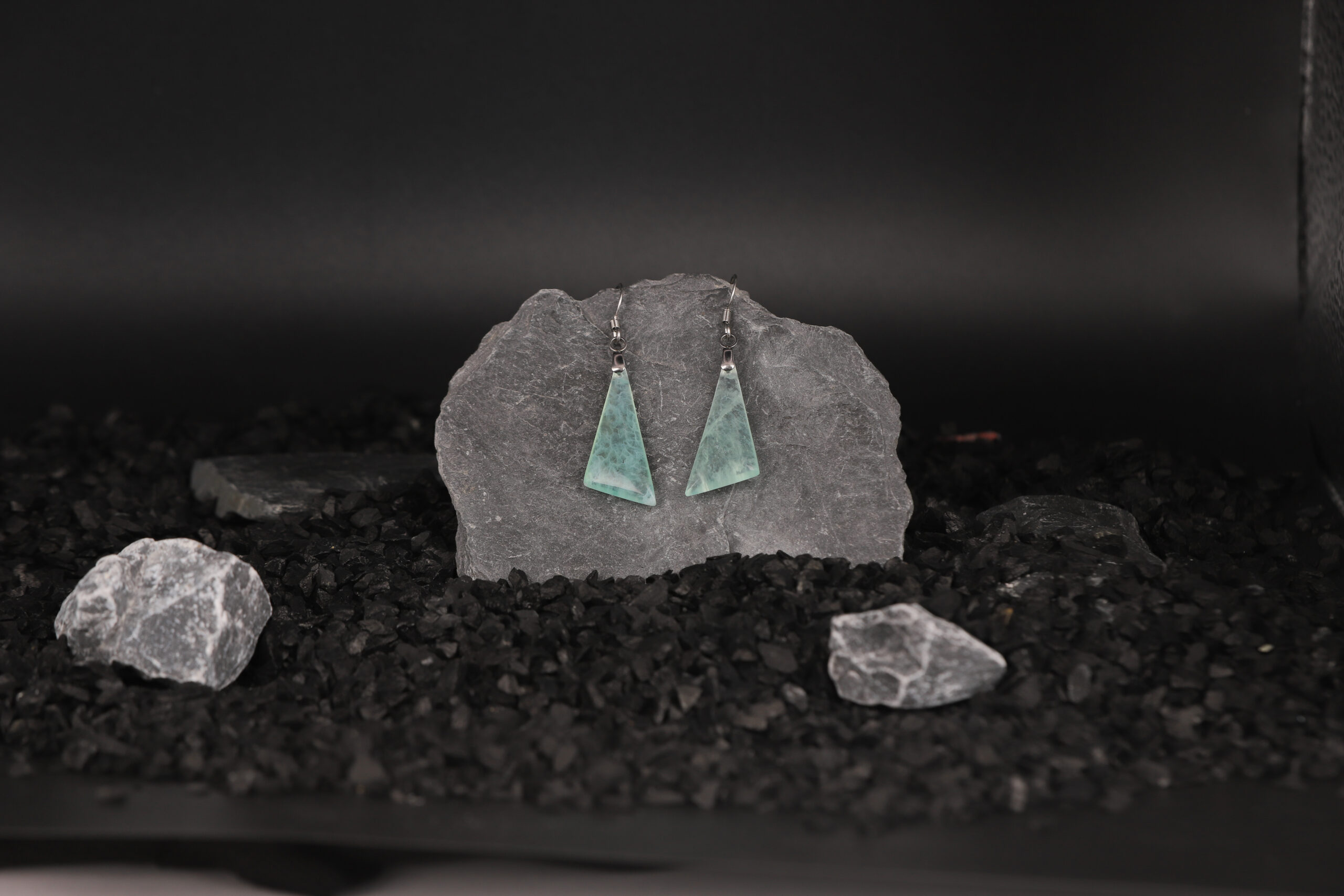 Boucles d'oreilles triangle Pierre de Lune attache crochet 2 mePKgozg8HxSkuB3AMGadc5cRH8QaeYI6sFNXpPsmxU scaled