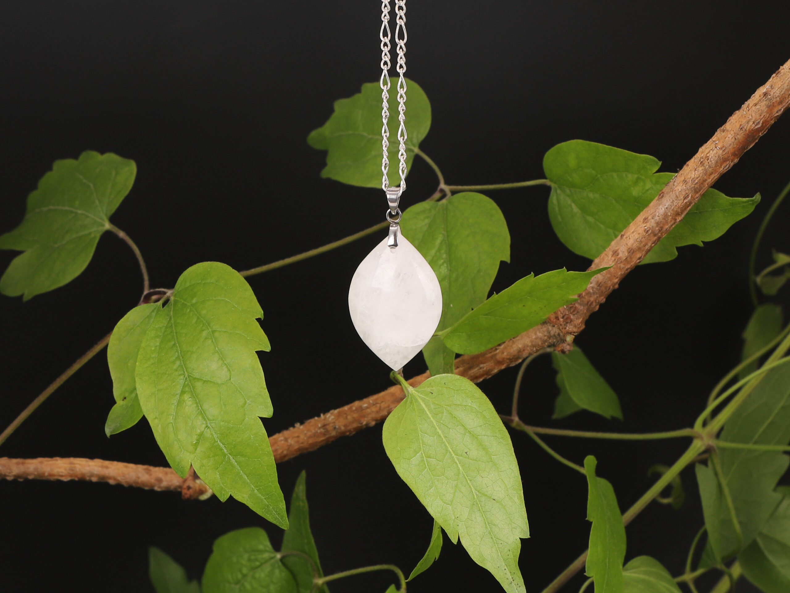 Pendentif marquise Cristal de Roche blanc 3 meWjXdEf4LQ9vXGV9btZzUiFqWaJVoyCXK76MDMt GA scaled