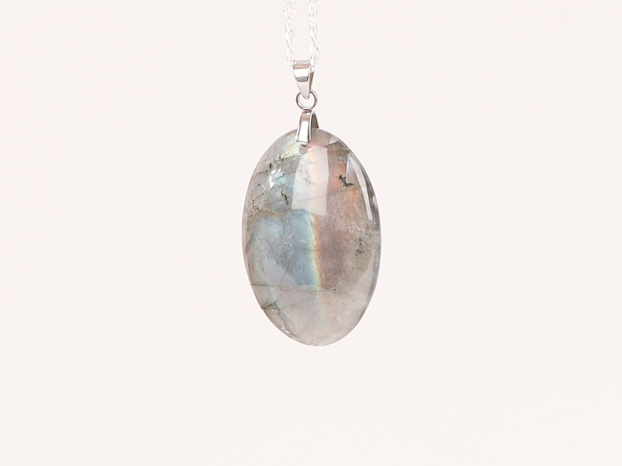 Pendentif ovale Labradorite arc-en-ciel 12 Pendentif ovale Labradorite arc-en-ciel