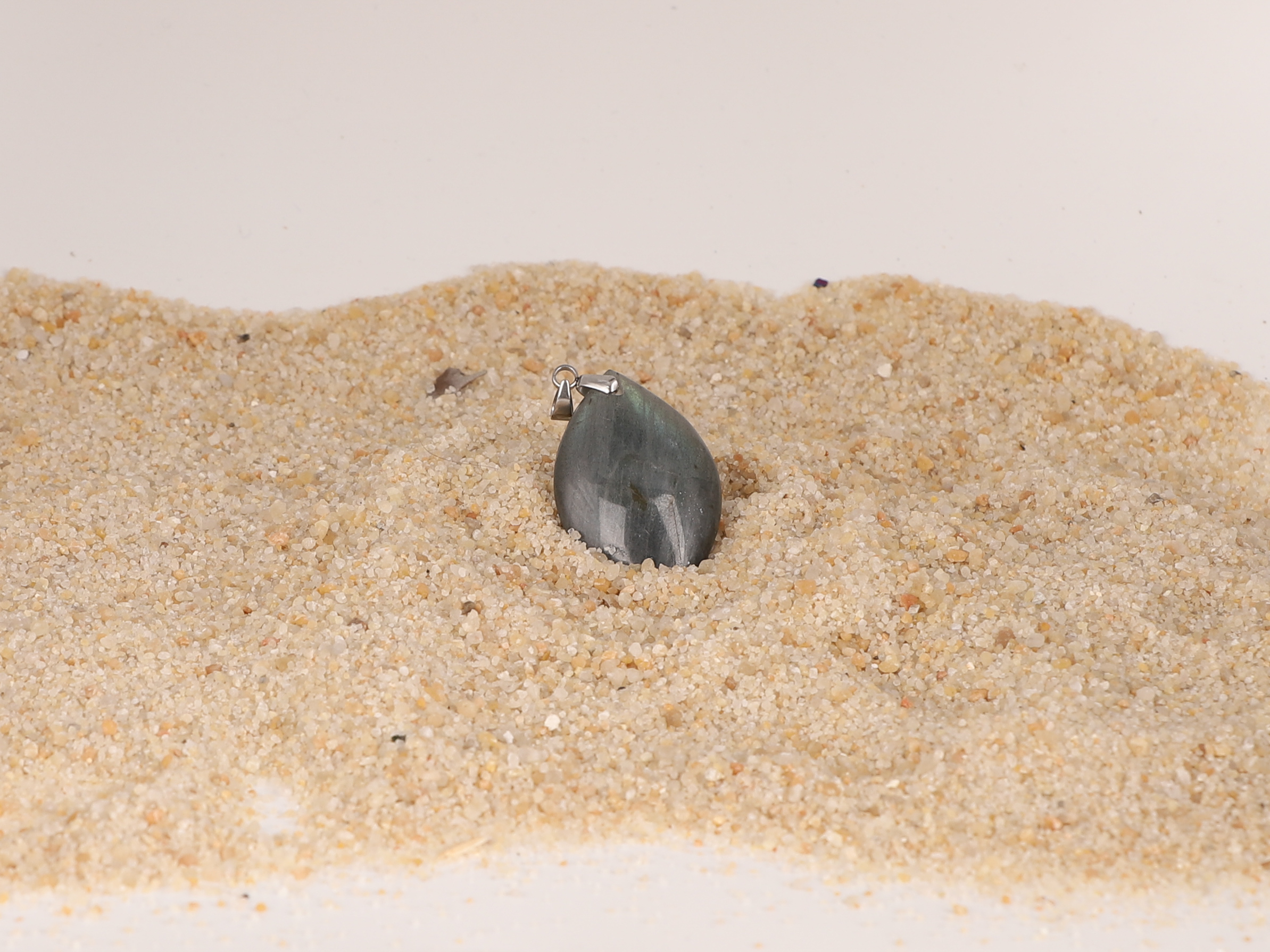 Pendentif marquise Labradorite verte 2