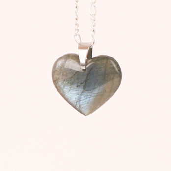 Pendentif coeur Labradorite bleue