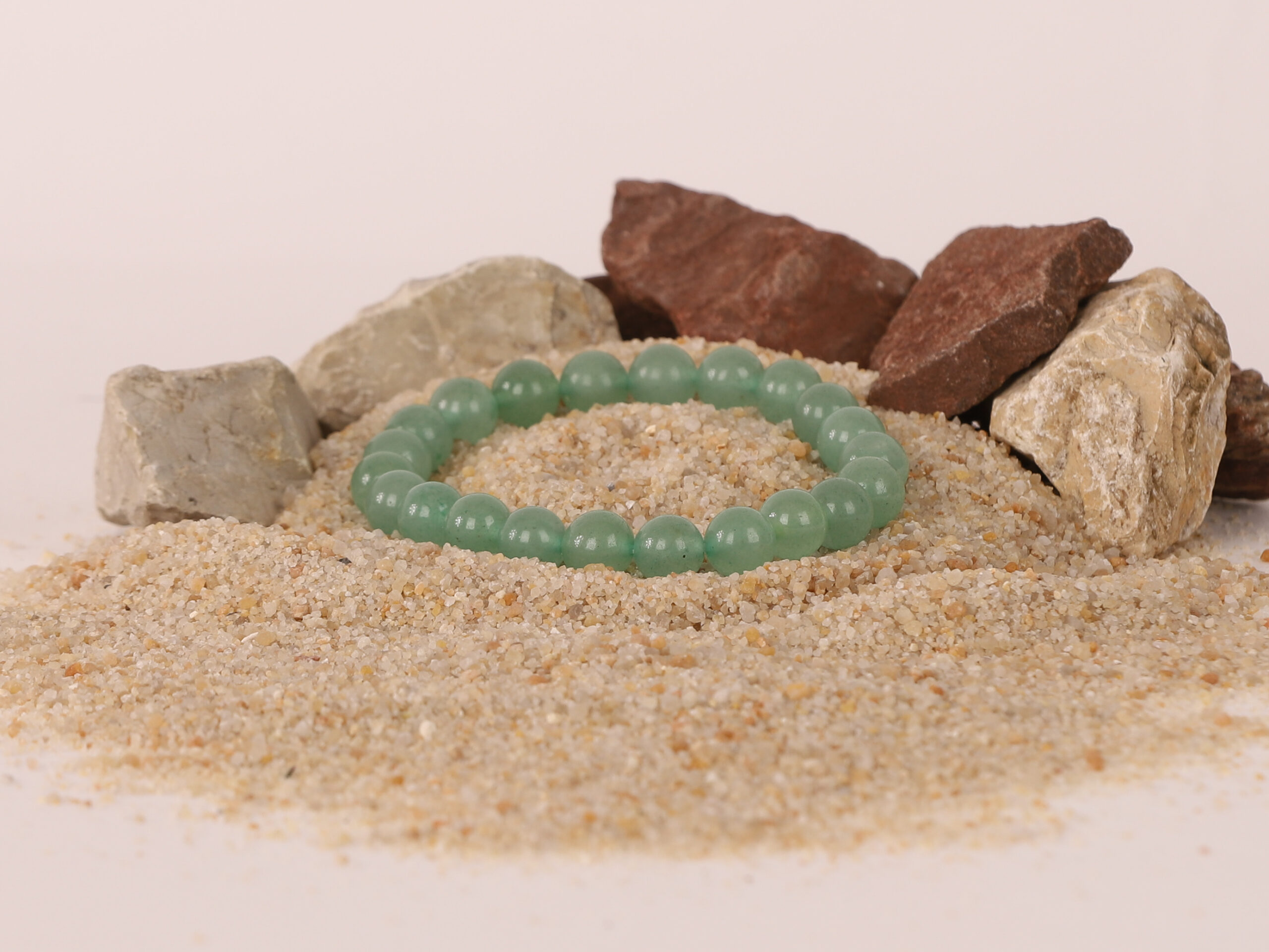 Bracelet Aventurine Verte 'A' perles 8mm 2 Q08rcBg9my9vw7LkoNs2vmOgW8uh1Ok8xKDANYhogSM scaled