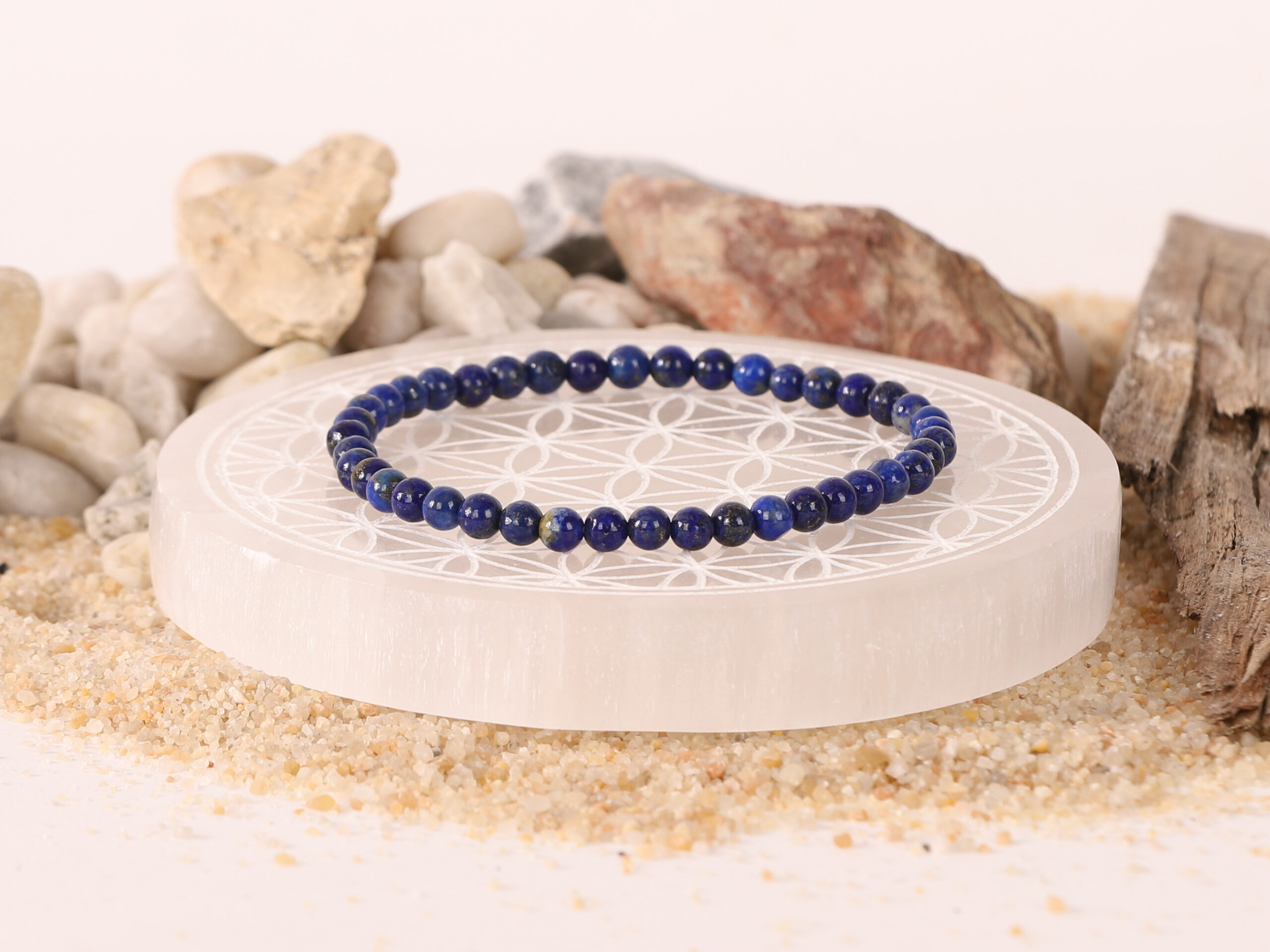 Bracelet Lapis Lazuli 'AA' perles 4mm 3 xsIDBtu2Qd40M0n7MZuKd4dy ehmpBm8GJXv3 KpI68 scaled