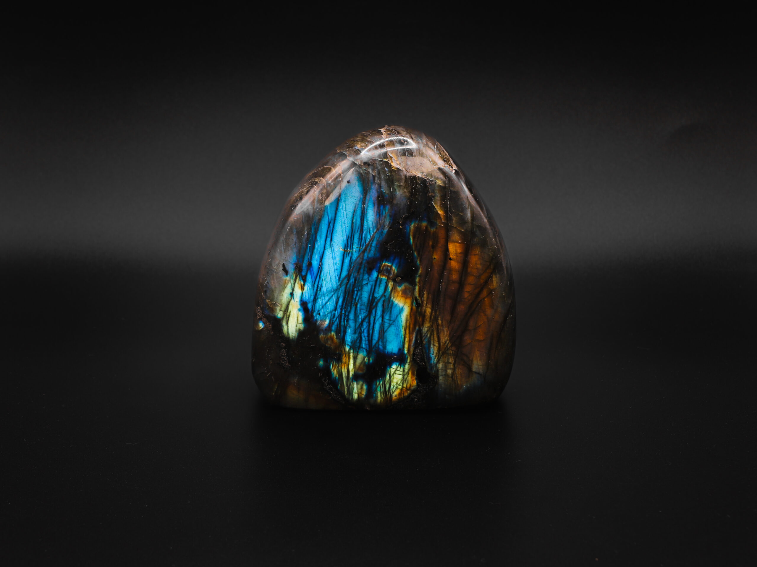 Labradorite Opalescente