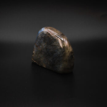 Labradorite Tellurique 9 FPR7oEynA91ChJ4ys6B5EfoW9utBMnXoBRn0siLkPEk