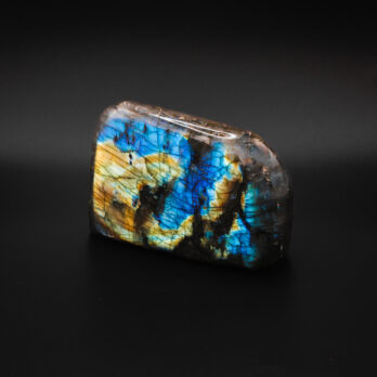 Labradorite Galactique 9 RaWjoagjY3Q0krT a323urlXc2FGbJquKOV5VVbZJ4