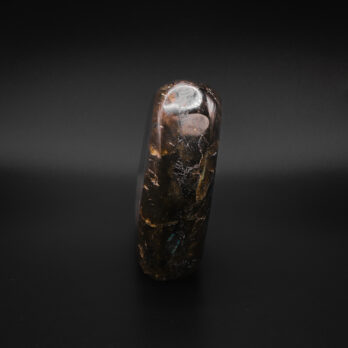 Labradorite Introspective 10 qY71oPDYyq74NGLCUdIUj1grjaHpFu3CVDlEBz1dfMo