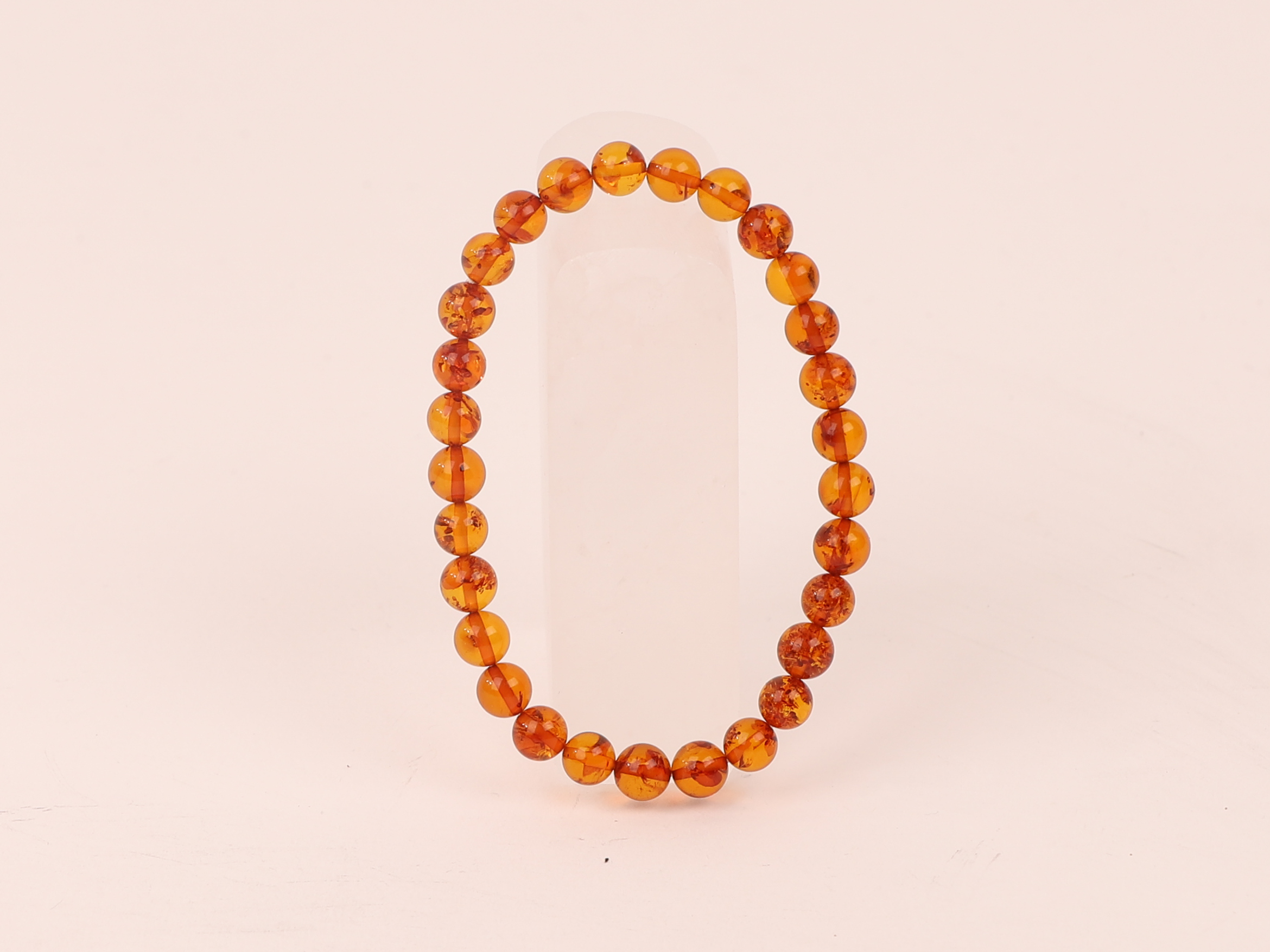 Bracelet Ambre sombre catégorie ‘A’ perles 6mm 19 Bracelet Ambre sombre catégorie ‘A’ perles 6mm