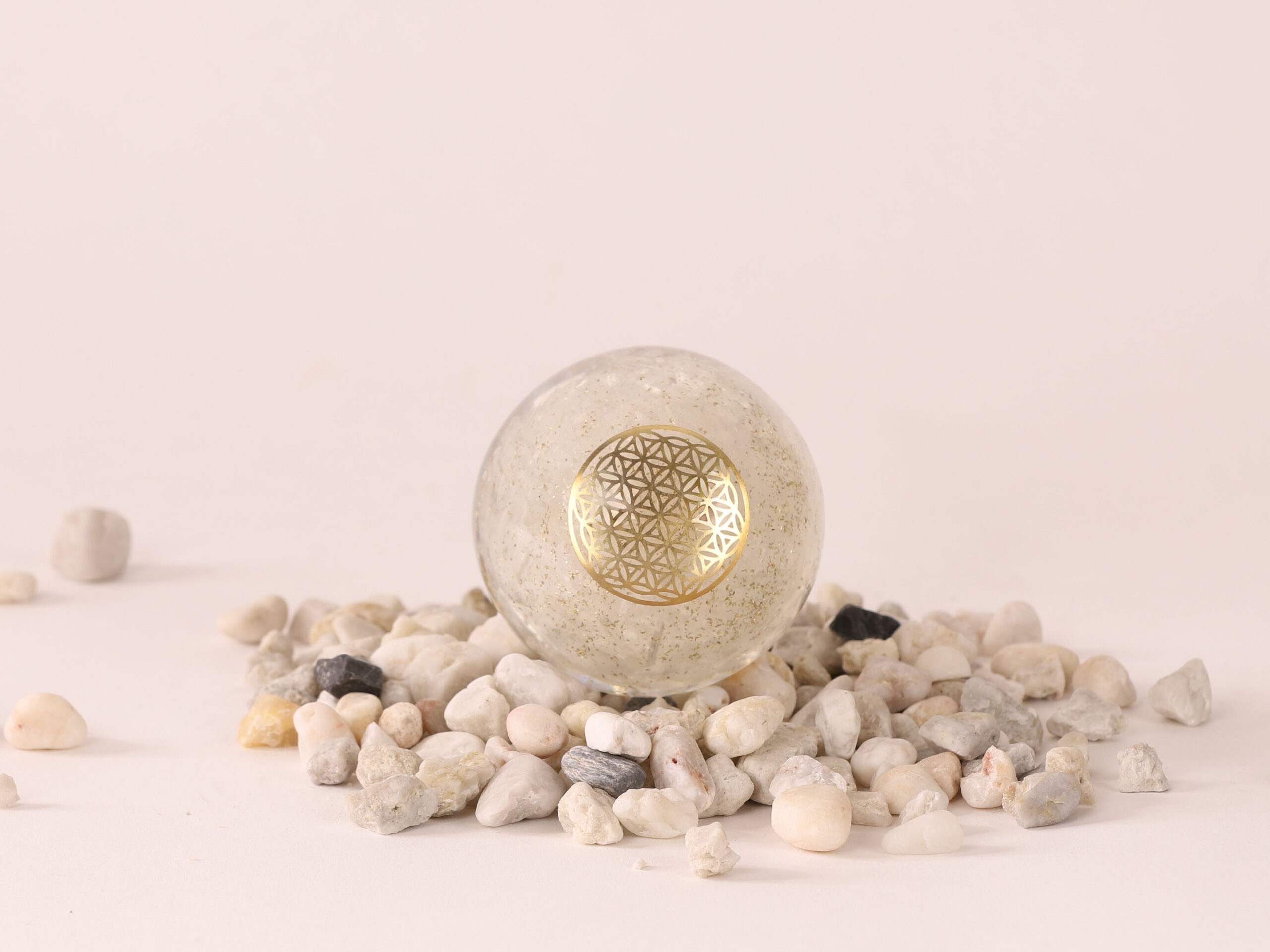 Orgonite sphère Sélénite fleur de vie 3 MVmVAD0SwgPNrdyd4 EAA3dZYO1Hm7lB4hlPg Tcx 0 scaled