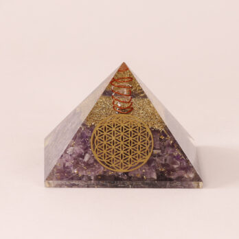 Orgonite pyramide Améthyste fleur de vie