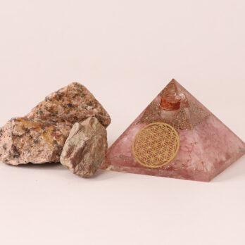 Orgonite pyramide Quartz Rose fleur de vie 8 Vo2H48sdd4WU0qc9CCjuxWNboEG3u54kn6VUe4cGeK4