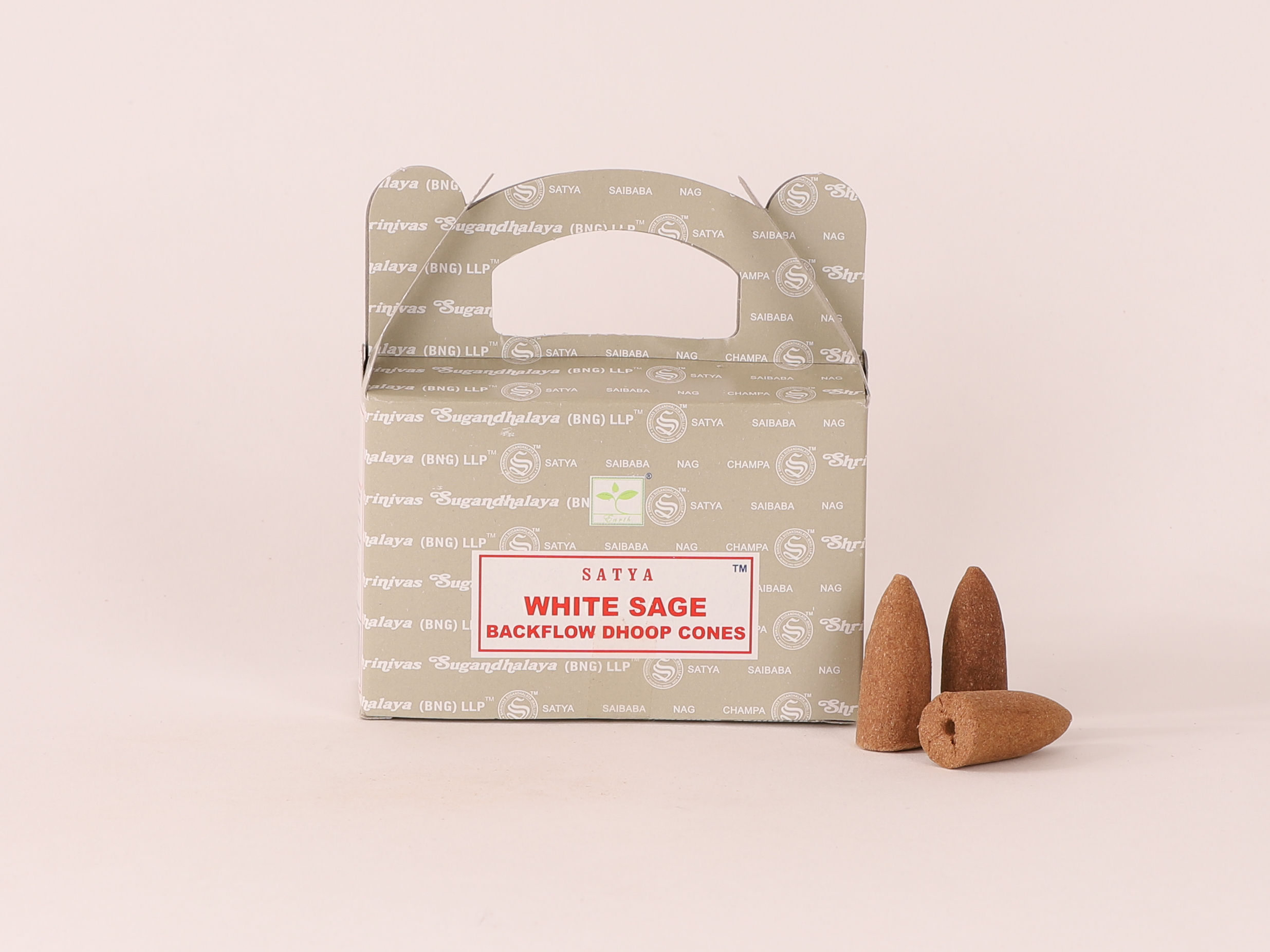 Lot de 3 encens Satya sauge blanche en cônes à refoulement 14 Lot de 3 encens Satya sauge blanche en cônes à refoulement