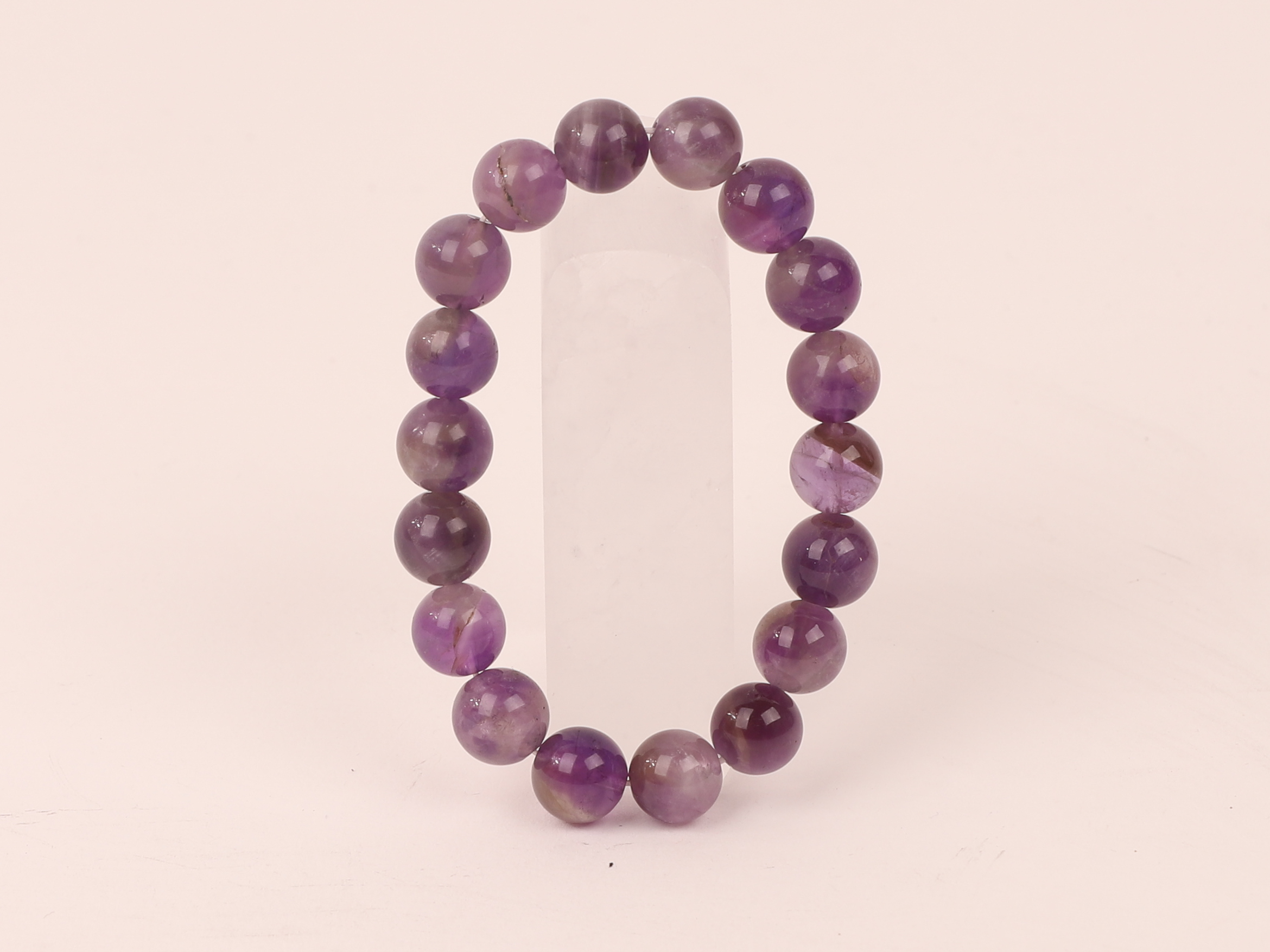 Bracelet Améthyste ‘A’ Light perles 10mm