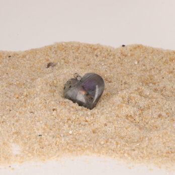 Pendentif coeur Labradorite violette 6 02dWavtgQcKChio7oafYq3uT9qVeIij9LxjI4lfcizE