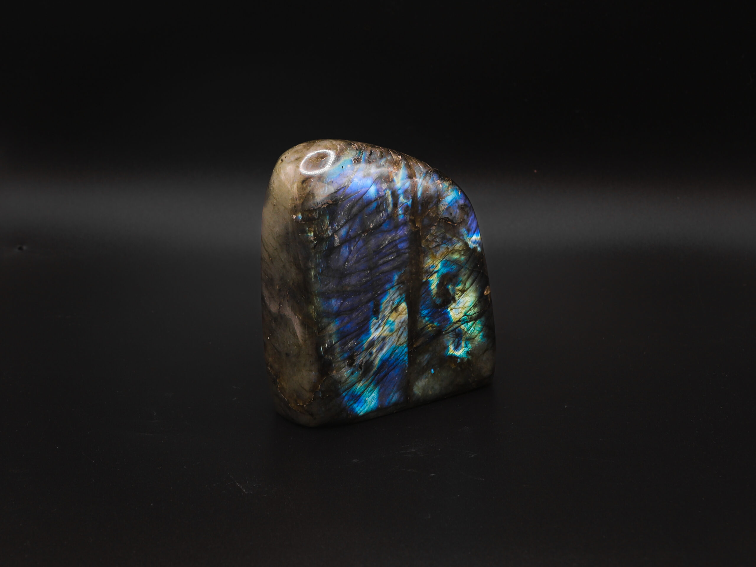 Labradorite Équinoxe 3 2D2Lw5F6SAztCpT fMNcbVmaiUFqGPO Blc58tMn 3A scaled