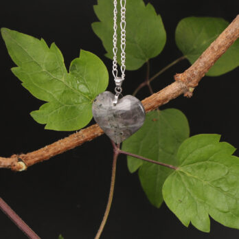 Pendentif coeur Labradorite violette 7 7 UP41WoSGa0InwpmGC2AZDhjGwNzHpB OvKShHLTGQ
