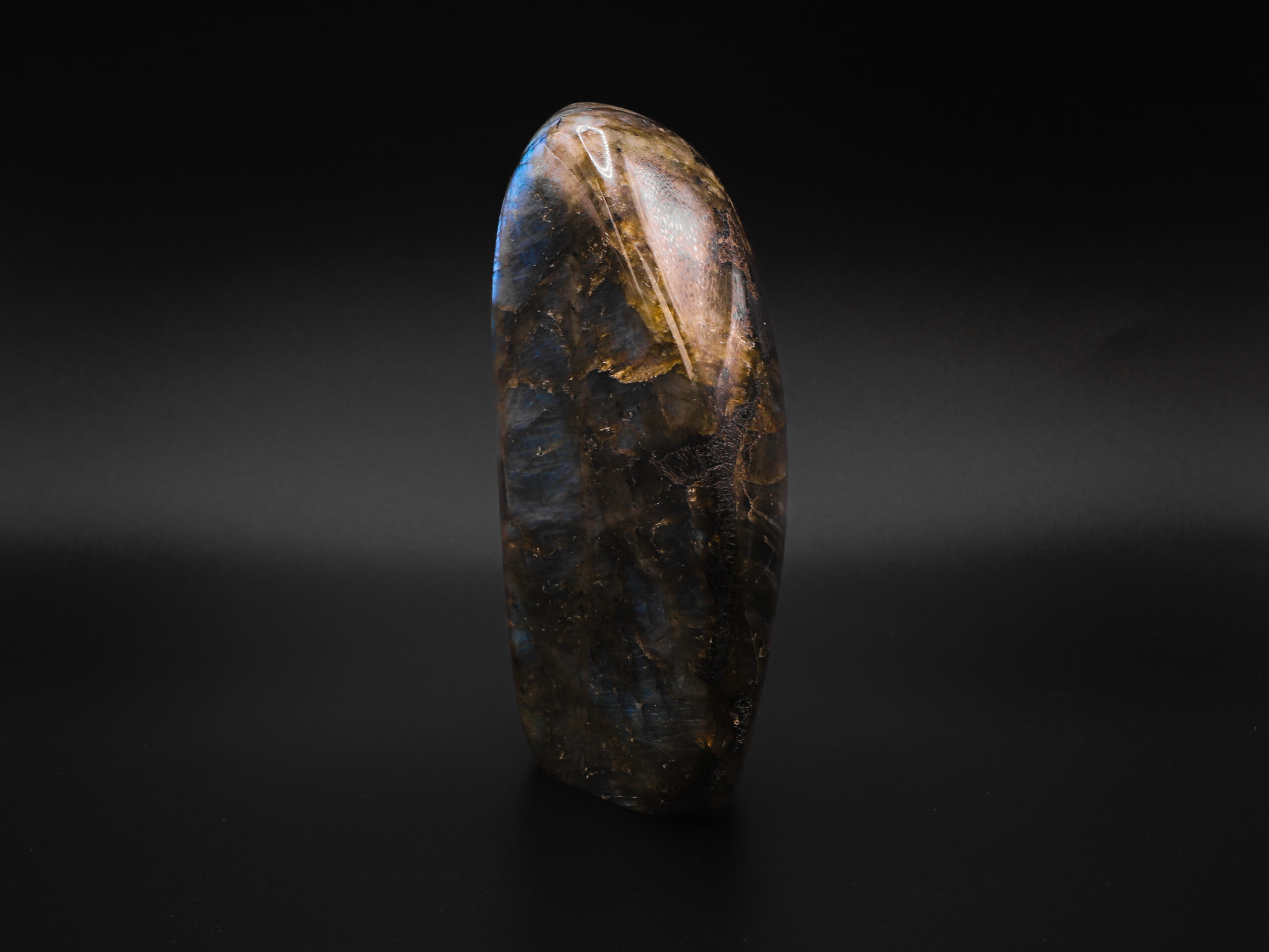 Labradorite Envoûtante 4 8FCQKjxNp2diO6S96s4lxUbvId164FdfRvoGXzkz77E scaled