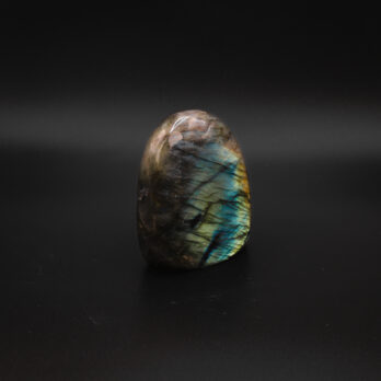 Labradorite Aurore Boréale 11 8KVCcrRnnhX8mNmria0NqONIqg2A gJ1BEqjbnw m2k