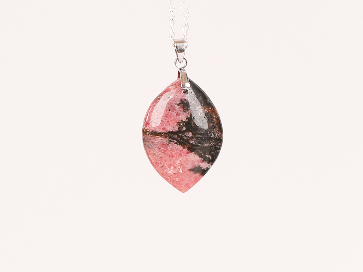 Pendentif marquise Rhodonite black line