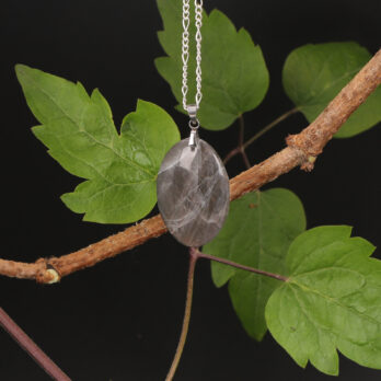 Pendentif ovale Labradorite violette 7 94x a0OCJN9V7G5rY4i zsJ2m0TOtBjIqHybM94HA6g