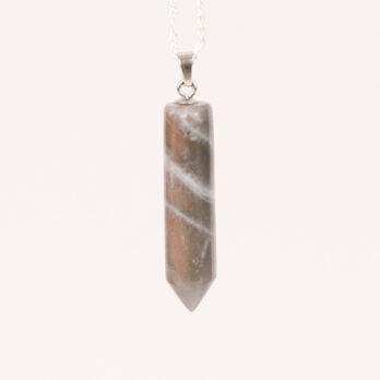 Pendentif pointe facettée Labradorite violette