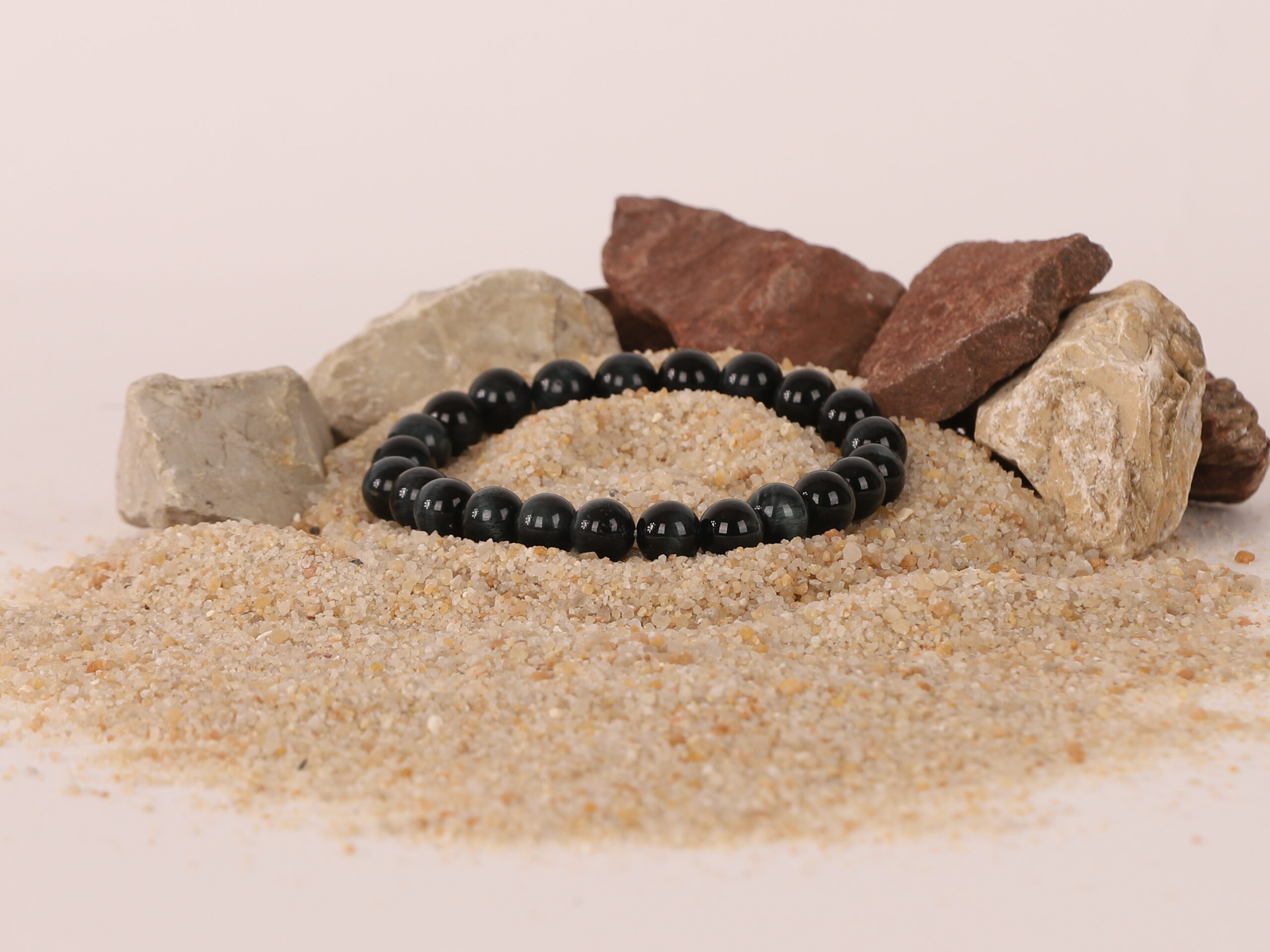 Bracelet Œil de Faucon 'AA' perles 8mm 3 Fut1TmXcj9hlmXvq40 EhaZKg L2tdIq411R3gEOdxA scaled