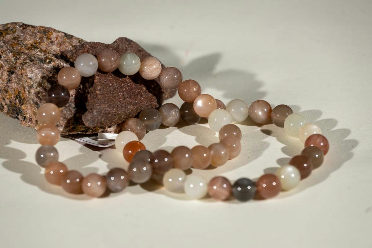 Bracelet Pierre de Lune Multicolore 'A' Perles 8mm 2 JPOpOCH1VMdcylt0vG51RMethAhHukX1AH1KUnBQelQ