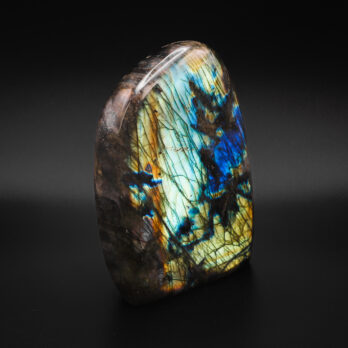 Labradorite Bleu Nuit 10 M4xRT1juEyNRVA6wD6vGa0ZJdBATtEzKABWlNyPpT8Q
