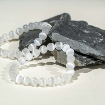 Bracelet Sélénite 'AA' perles de 8mm 7 MbL Lyns3mraQzeabhwJchR0ZiptfebIO1CdxIM3s5g