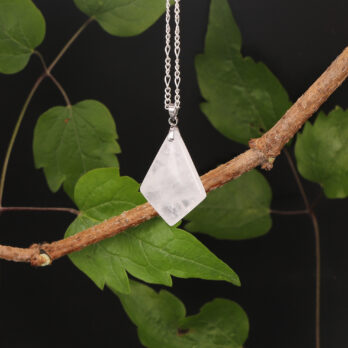 Pendentif cerf volant Cristal de Roche blanc 7 NqSKG Z9wK39EzZXXzHLC3AC5Xc5V7hoEDtD6yxmnZQ
