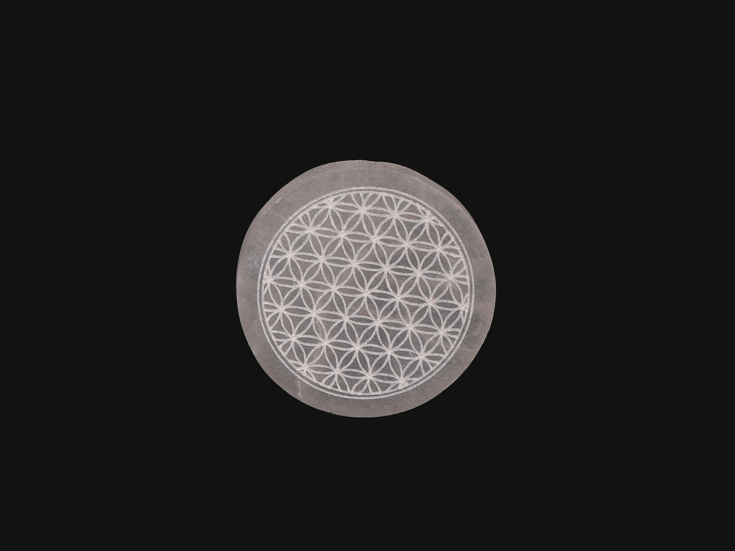 Plaque de rechargement ronde en sélénite Fleur de vie 8cm