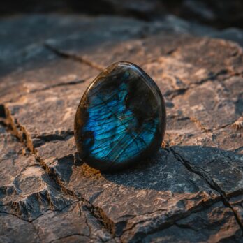 Labradorite Clair-Esprit 9 PGYT6NyqOXSeKchEL0 ISSR0e2arVhwG8kmkWOjj7gE