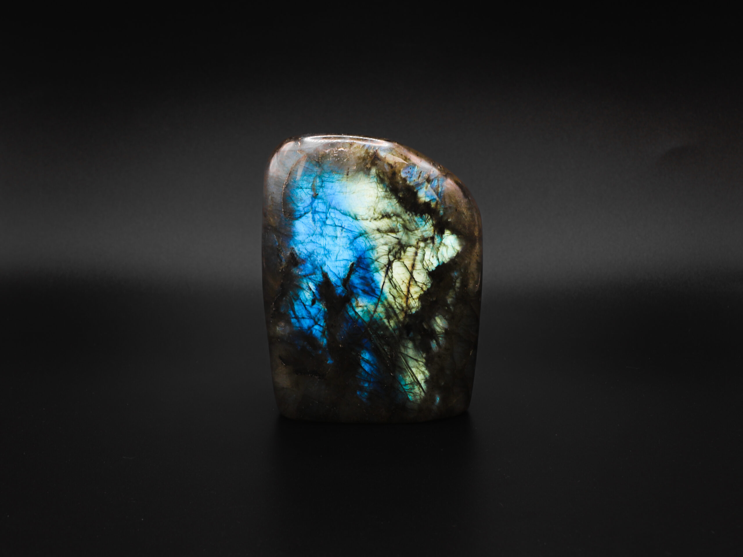Labradorite Alchimique