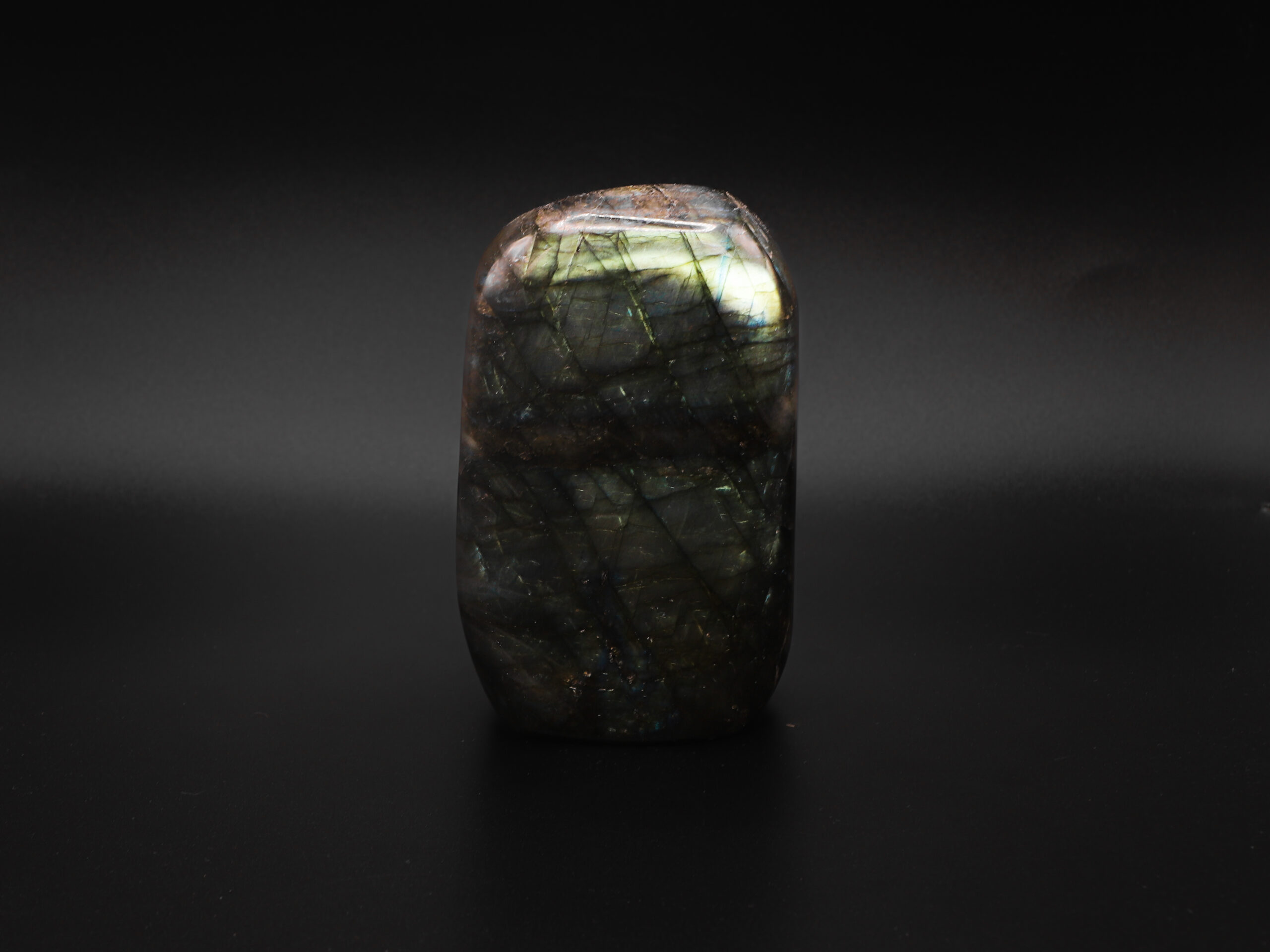 Labradorite Précieuse 3 Sw5VafEJ8Z1GpVc Cc3WXetZoi1frS3VqoXr7JB6FY0 scaled