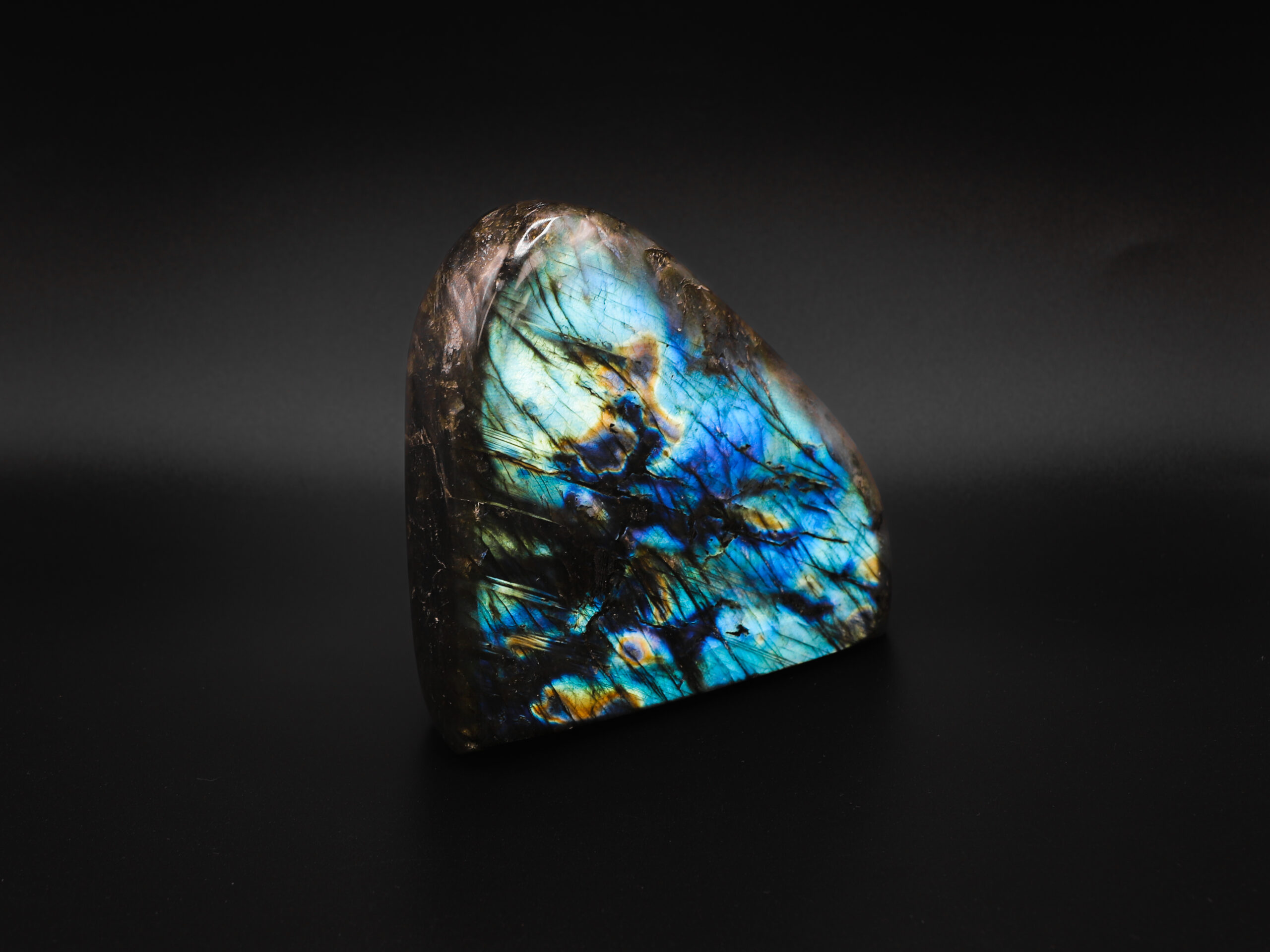Labradorite Enchanteresse