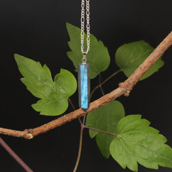 Pendentif pointe Labradorite bleue 7 gj3NjV PR8W0hs15SE8cFTmcCMoOQih8hI1P6jUY9Uo