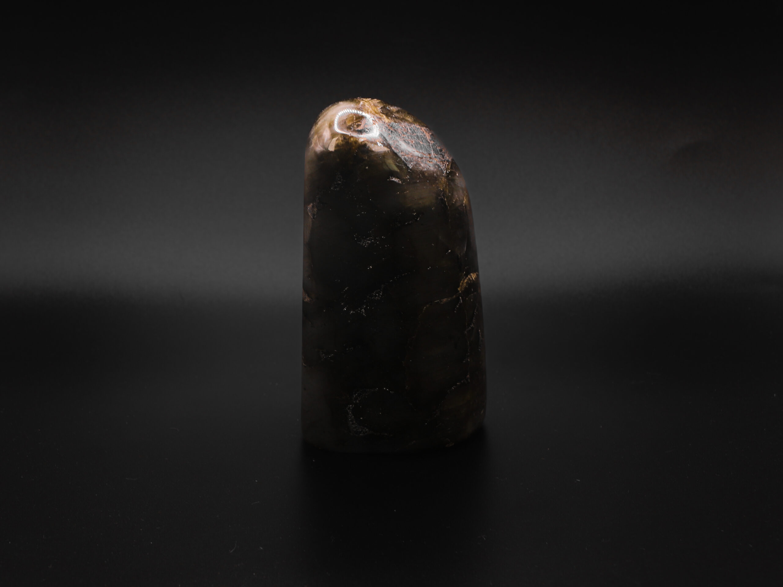 Labradorite Élan 6 i9SK pyNQ6sFR2nMf6HJ lxp zHq1P4WyTRRAoytioY scaled