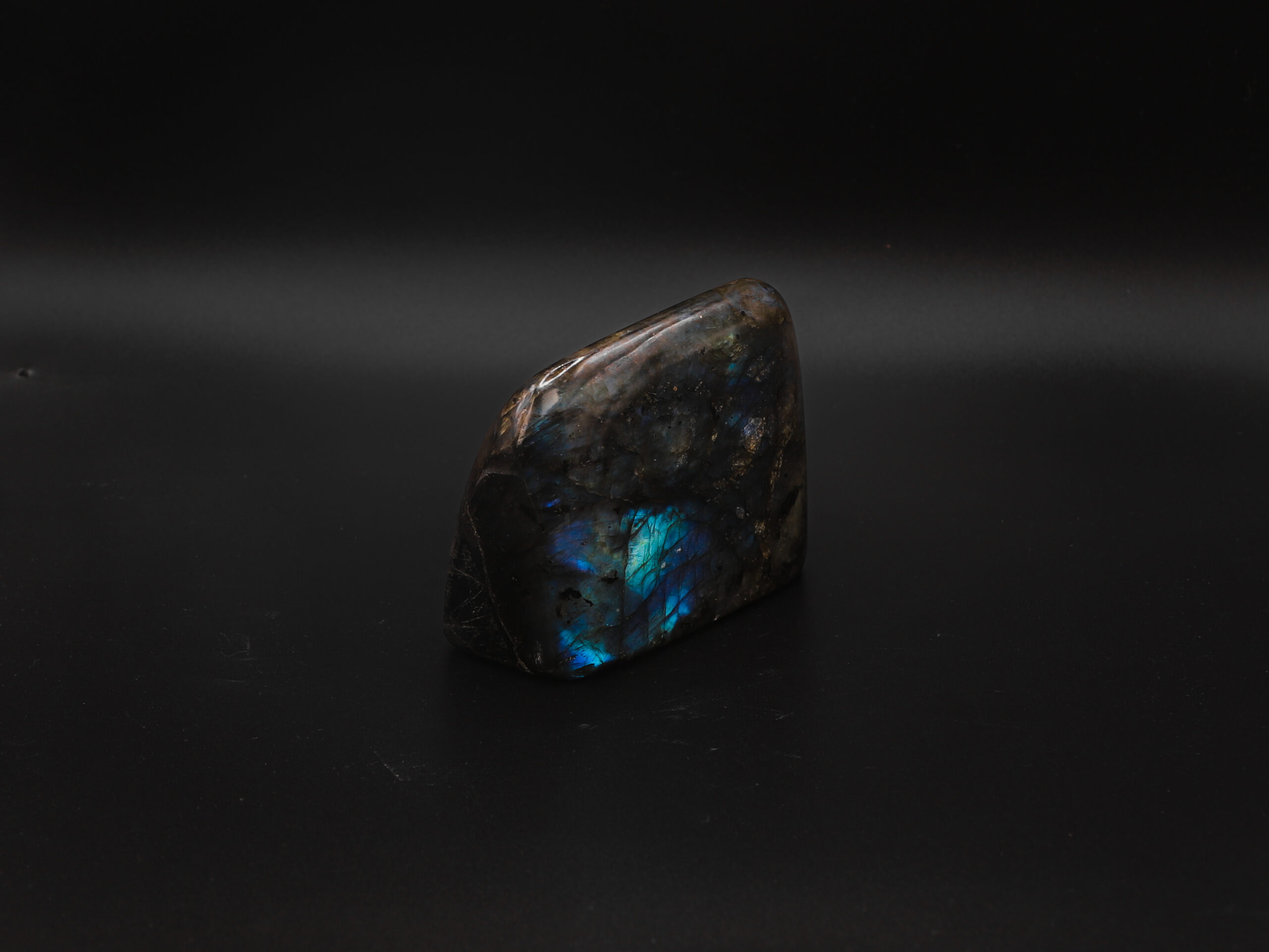 Labradorite Éclaireuse